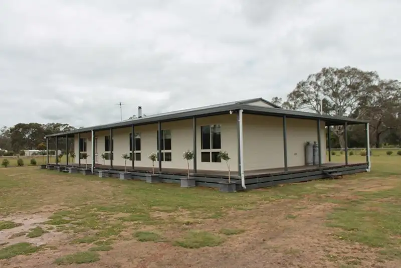 Main view of Homely house listing, 32 Willis Street, Cavendish VIC 3314