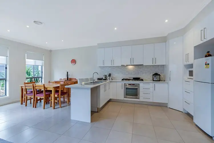 Second view of Homely house listing, 21 Knoll Walk, Epping VIC 3076