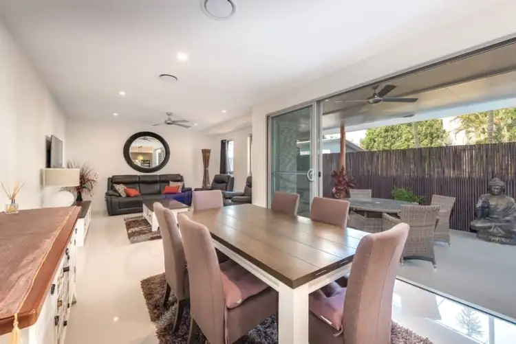 Third view of Homely other listing, 1/9 Nankeen Avenue, Paradise Point QLD 4216