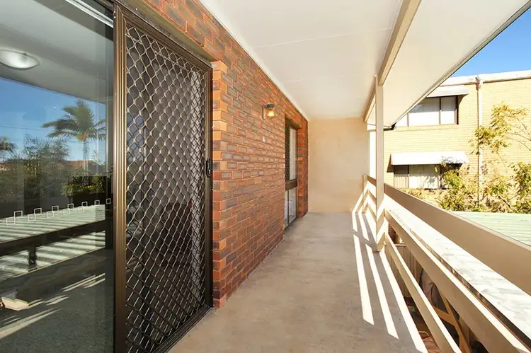 Fourth view of Homely unit listing, 4/32 Goonawarra Drive, Mooloolaba QLD 4557