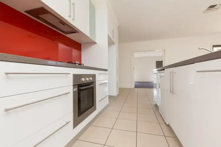 Seventh view of Homely house listing, 8 Chad Court, Red Cliffs VIC 3496