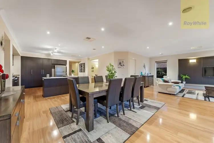 Fifth view of Homely house listing, 10 Wisteria Avenue, Craigieburn VIC 3064
