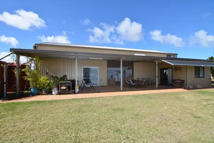 14 Margaret Row, Carnarvon WA 6701
