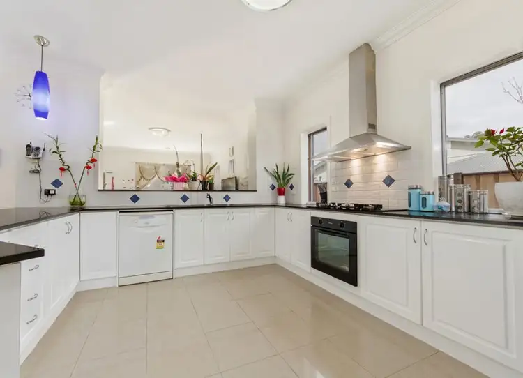 Fifth view of Homely house listing, 2 Clarian Street, Cairnlea VIC 3023