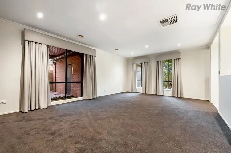 Third view of Homely house listing, 5 Tulip Court, Hillside VIC 3037