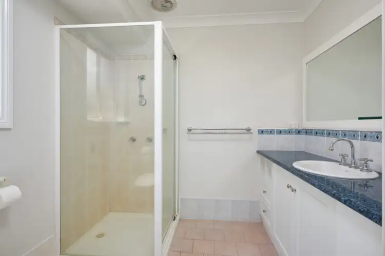 Fifth view of Homely house listing, 20 Gidgee Place, Glenfield Park NSW 2650