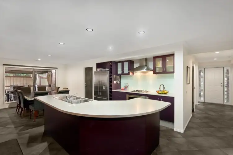 Second view of Homely house listing, 5 Hanlon Close, Mordialloc VIC 3195