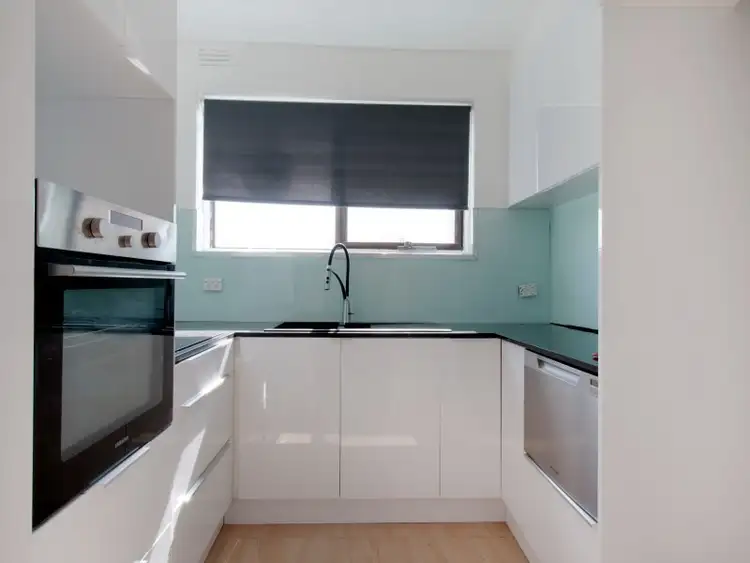 27/402 Nepean Highway, Frankston VIC 3199