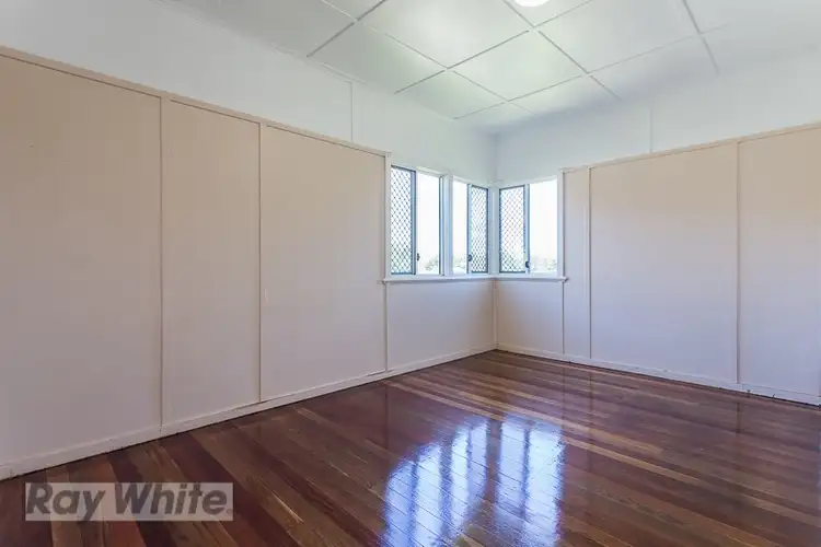 Seventh view of Homely house listing, 19 Viminal Hill Crescent, Seven Hills QLD 4170