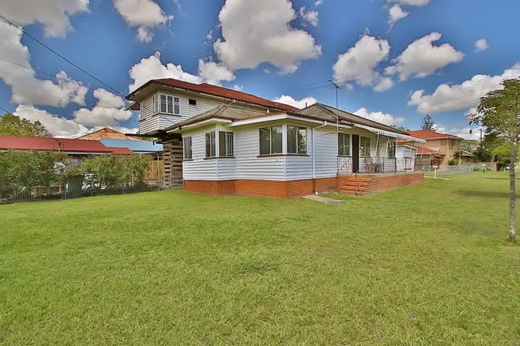 32 Avon Street, Morningside QLD 4170