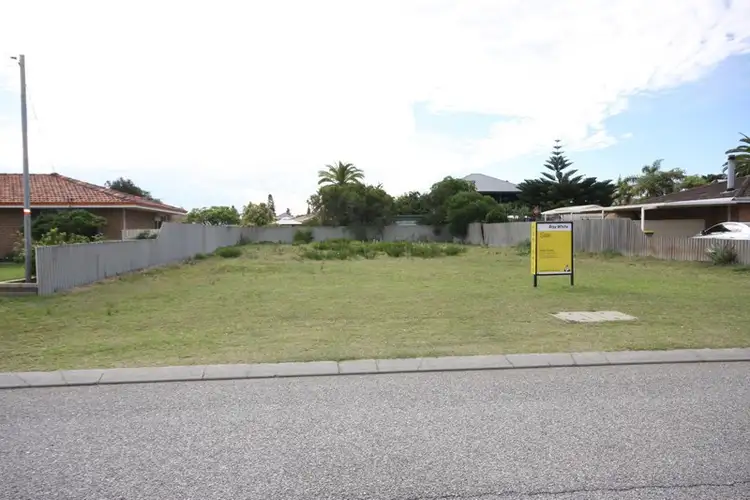 14 Jesmond Street, Safety Bay WA 6169