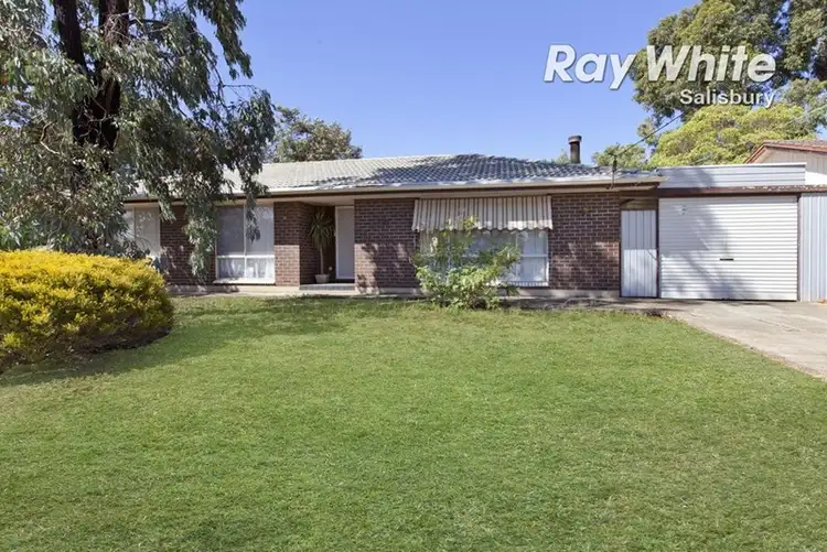 25 Bantanga Crescent, Salisbury North SA 5108