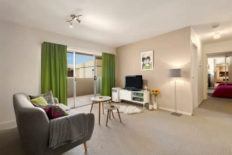 Main view of Homely apartment listing, 14/82-86 Atherton Road, Oakleigh VIC 3166