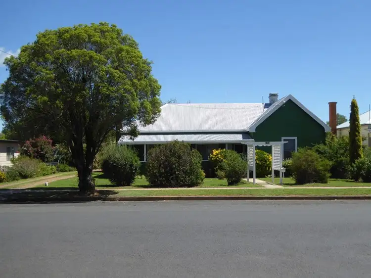 25 Cunningham Street, Bingara NSW 2404