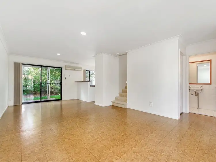 Main view of Homely townhouse listing, 2/2-6 Ghilgai Road, Merrimac QLD 4226