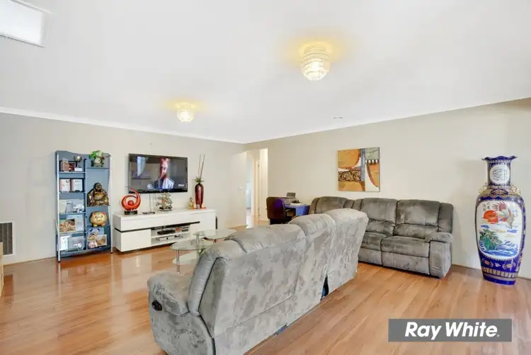 Fifth view of Homely house listing, 10 Ellesmere Way, Truganina VIC 3029