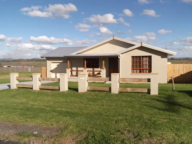 Main view of Homely house listing, 8 Taragala Street, Cowra NSW 2794