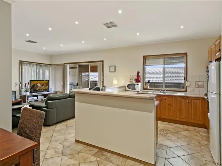 Fourth view of Homely house listing, 4 Trowbridge Circuit, Gulfview Heights SA 5096