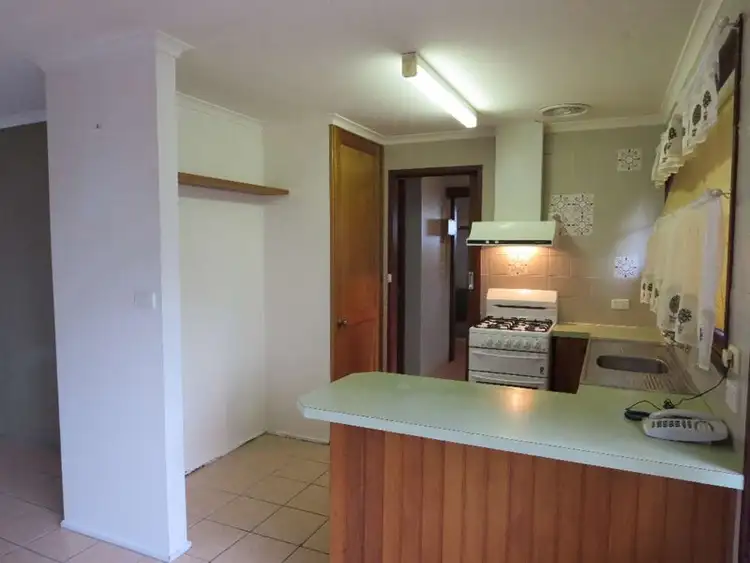 Fifth view of Homely unit listing, 1/486 Kotthoff Street, Lavington NSW 2641