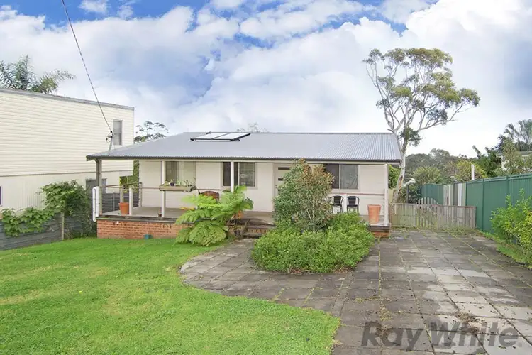 12 Coonanga Avenue, Budgewoi NSW 2262