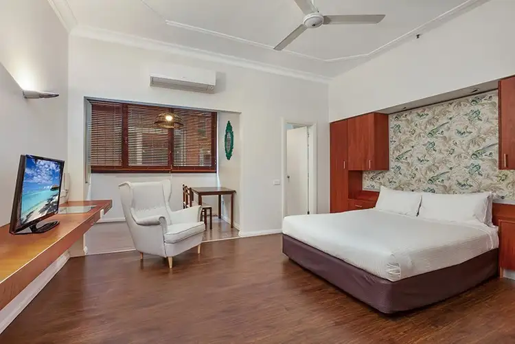 Main view of Homely studio listing, 2/18 Springfield Avenue, Potts Point NSW 2011