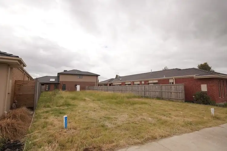 7 (Lot 51) Cerulean Drive, Officer VIC 3809