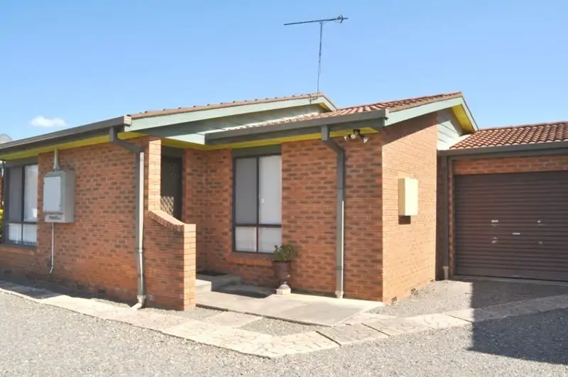 Main view of Homely townhouse listing, 2/59 Adams Street, Cootamundra NSW 2590