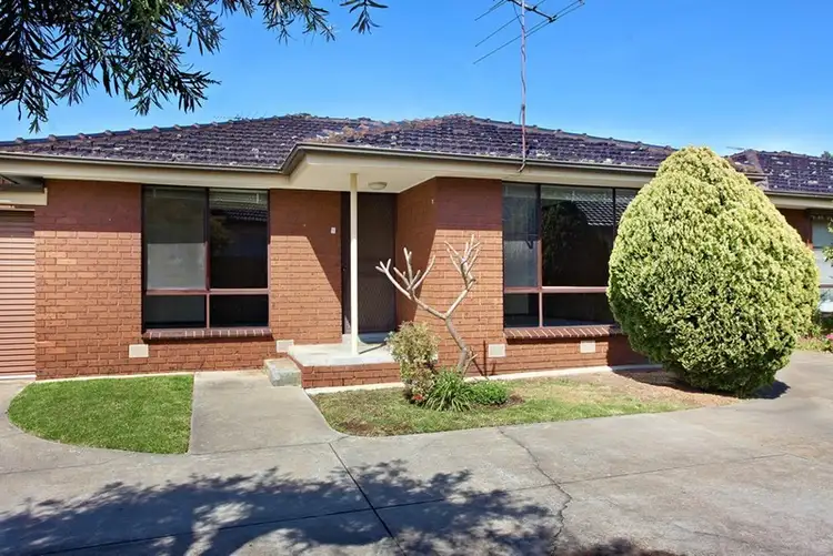 2/3 Rose Street, Altona VIC 3018