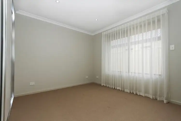 Sixth view of Homely house listing, 10 Lendich Pass, Maddington WA 6109