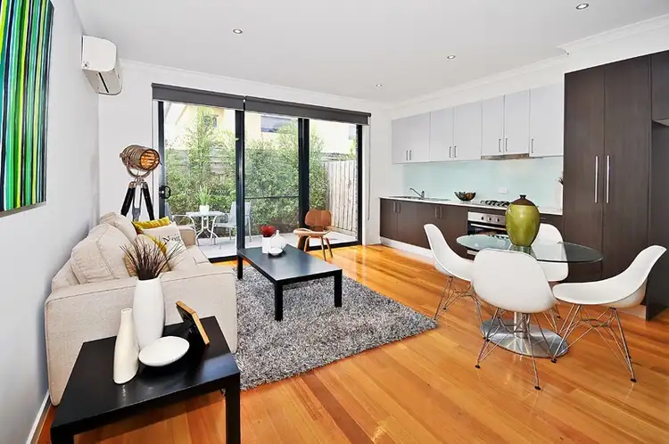 2/41 McMahon Road, Reservoir VIC 3073