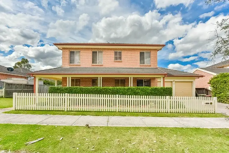 3 Hogan Place, Mount Annan NSW 2567