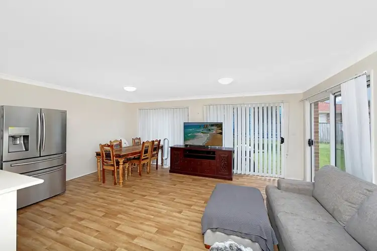 Fifth view of Homely house listing, 2 Harold Close, Bateau Bay NSW 2261