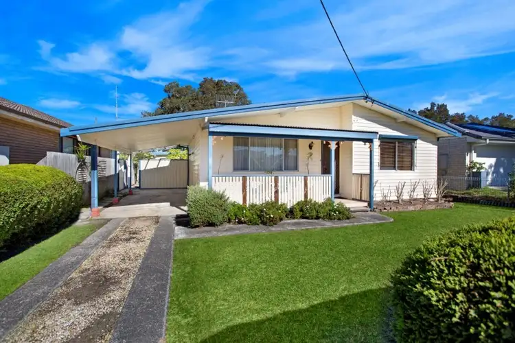 15 McLachlan Avenue, Long Jetty NSW 2261
