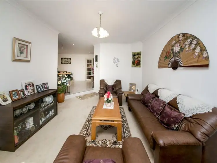 Seventh view of Homely house listing, 5 Pitt Court, Morley WA 6062