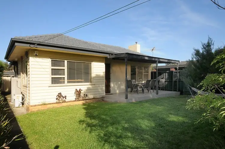 1/8 Scott Street, Seaford VIC 3198