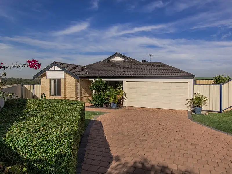 Main view of Homely house listing, 19 Brookeby Heights, Leda WA 6170