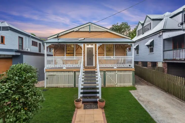 49 Wooloowin Avenue, Wooloowin QLD 4030