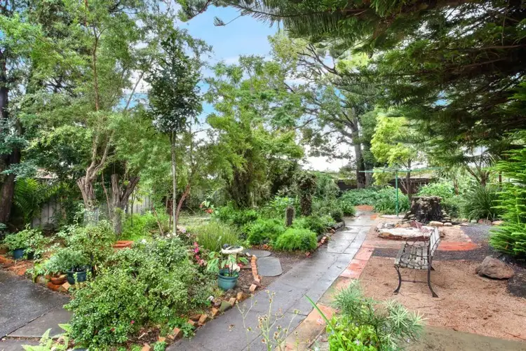 Second view of Homely house listing, 2 Owen Park Road, Bellambi NSW 2518