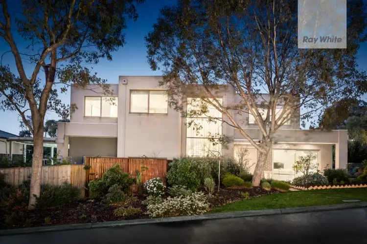 15 Gresswell Road, Macleod VIC 3085