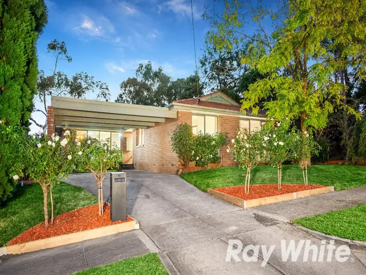 16 Verona Street, Vermont South VIC 3133