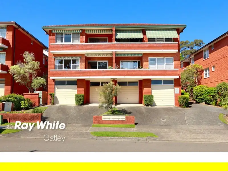 Main view of Homely unit listing, 2/46 Oatley Avenue, Oatley NSW 2223