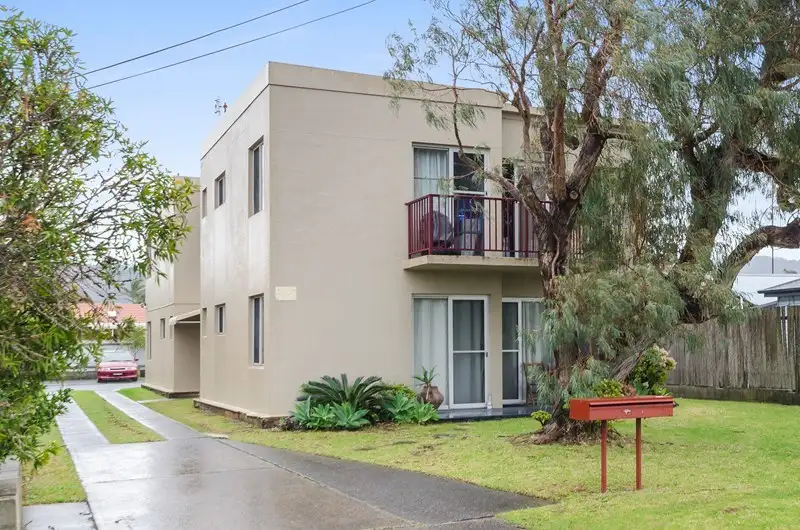 Main view of Homely unit listing, 4/44 Parker Road, East Corrimal NSW 2518