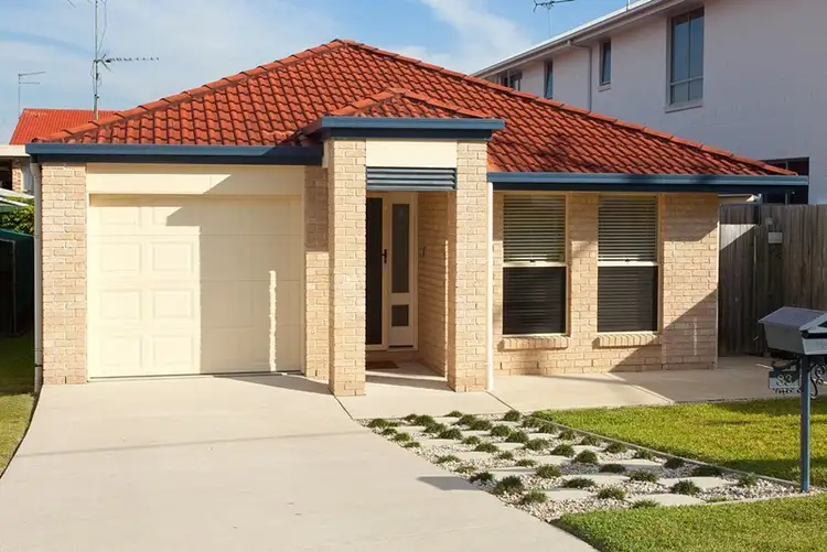 33 Wanda Road, Upper Mount Gravatt QLD 4122