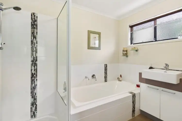 Sixth view of Homely house listing, 17 Horizon Court, Jubilee Pocket QLD 4802