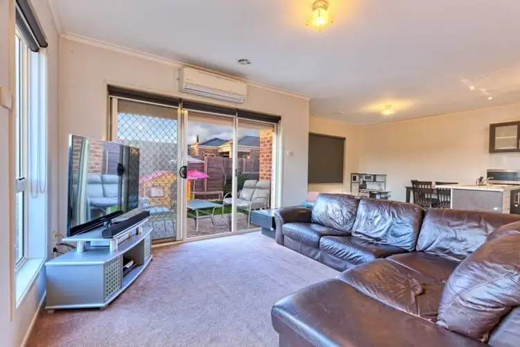 Sixth view of Homely unit listing, 3/9 SADDLE Wynd, Truganina VIC 3029