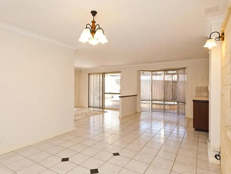 Sixth view of Homely house listing, 5 Nevis Court, Caversham WA 6055