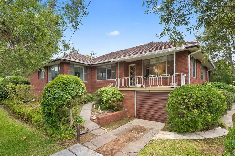 1 Bridgeview Crescent, Thornleigh NSW 2120