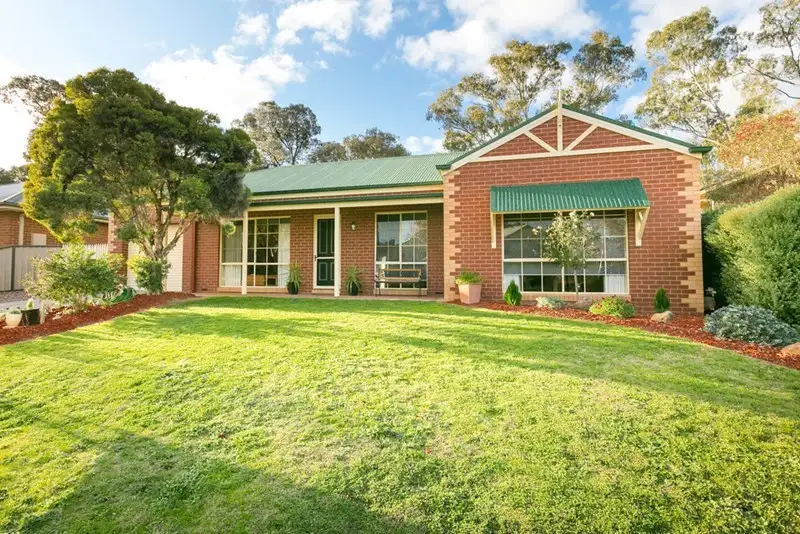 Main view of Homely house listing, 11 Pauline Court, Kangaroo Flat VIC 3555