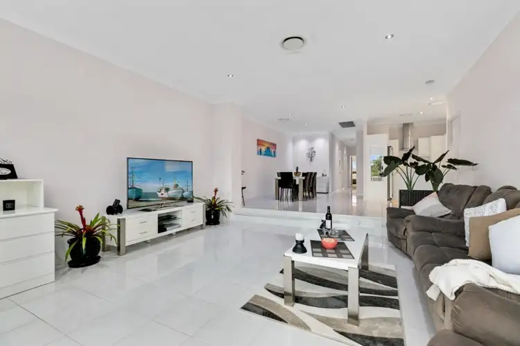 Seventh view of Homely other listing, 2/14 Philippine Lane, Palm Beach QLD 4221