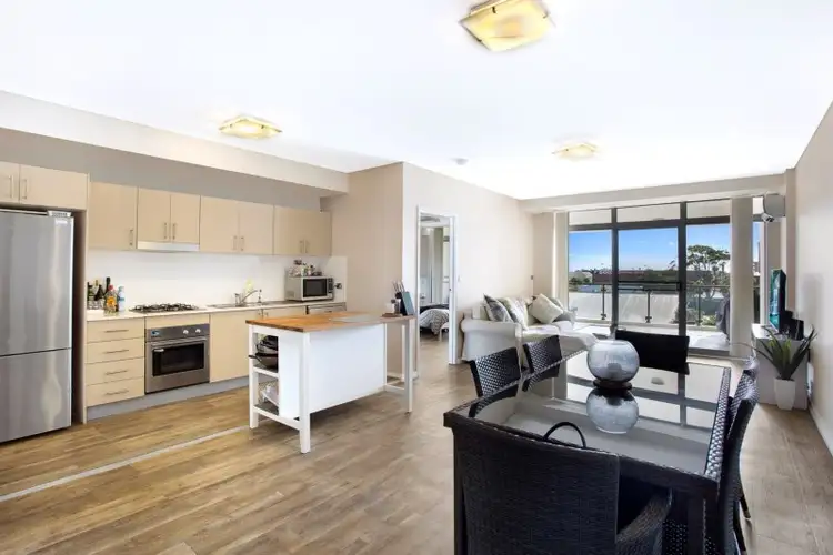 9/2-6 Warrigal Street, The Entrance NSW 2261